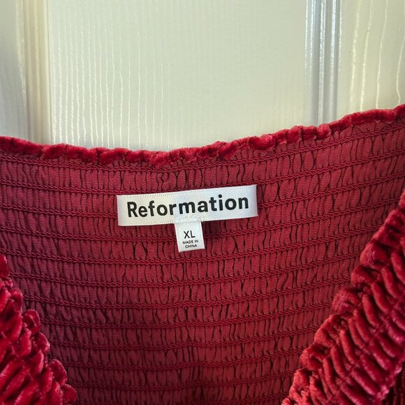 Reformation Dress Albi Velvet Smocked Mini Red/Burgundy Holiday Festive SZ XL - Picture 8 of 10